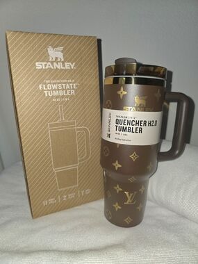 Stanley Brown Gold Engraved Logo FlowState Quencher Tumbler 40 Oz